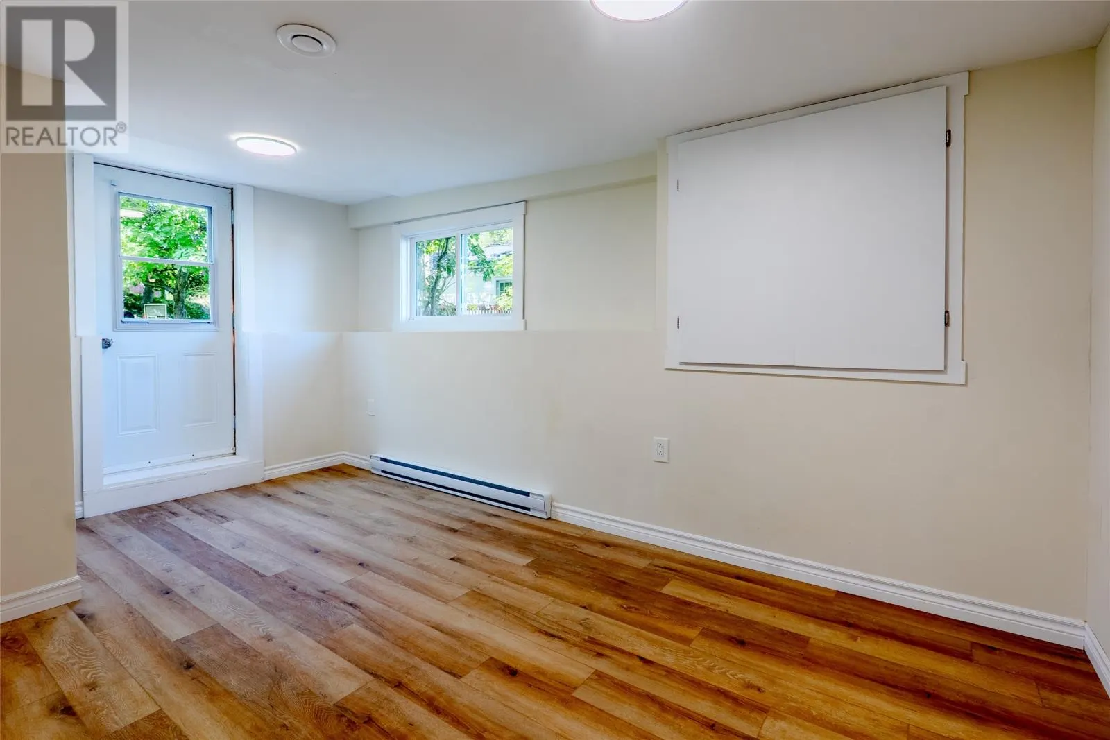 4 Whitty Place