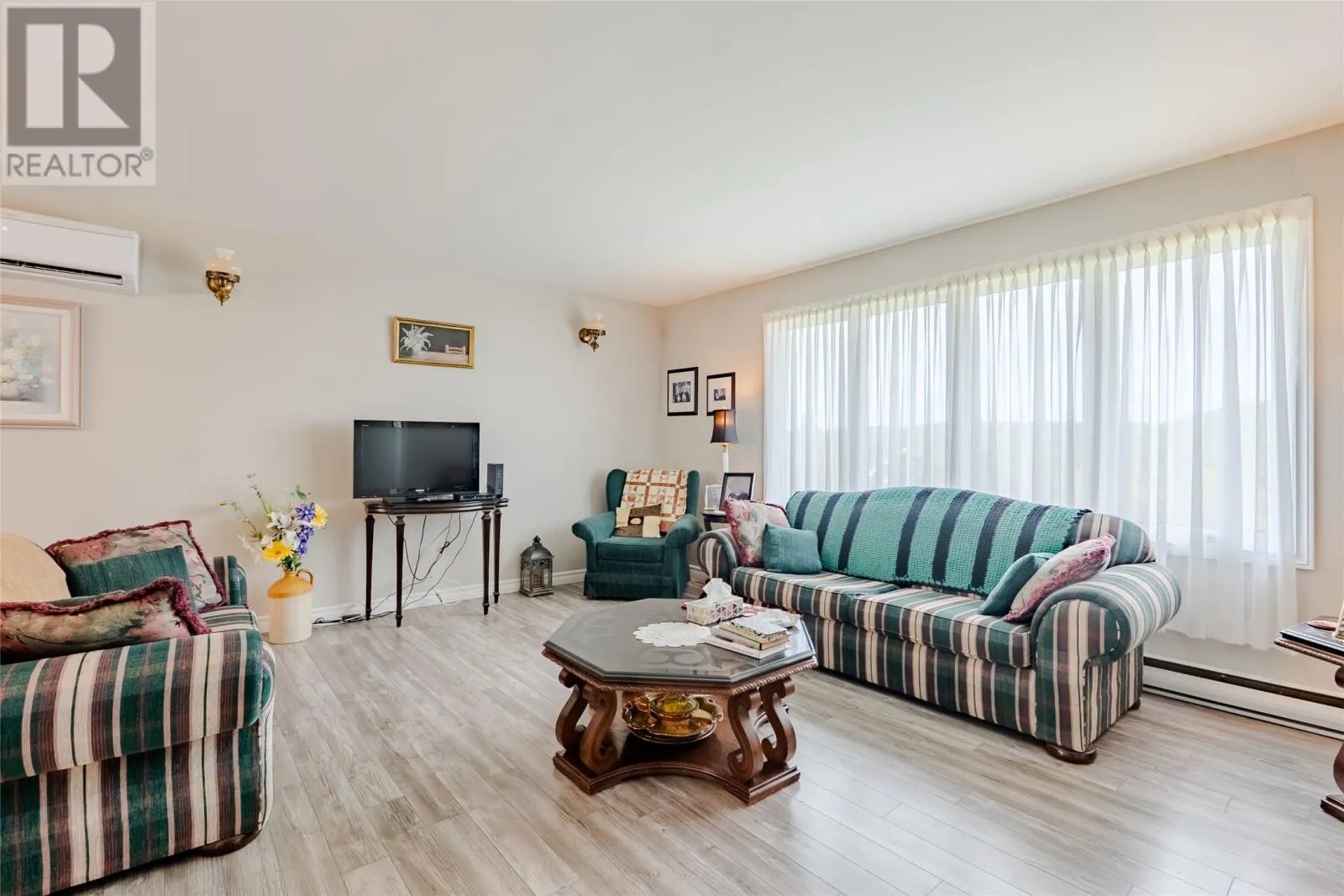 545-547 Conception Bay Highway