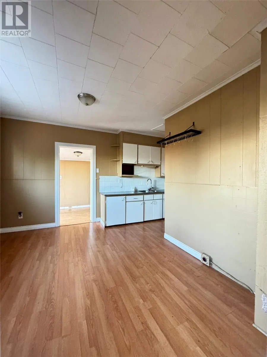 7 Boar Point Hill Road