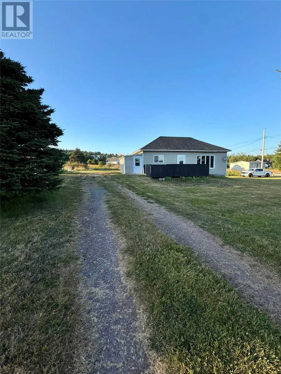 7 Boar Point Hill Road