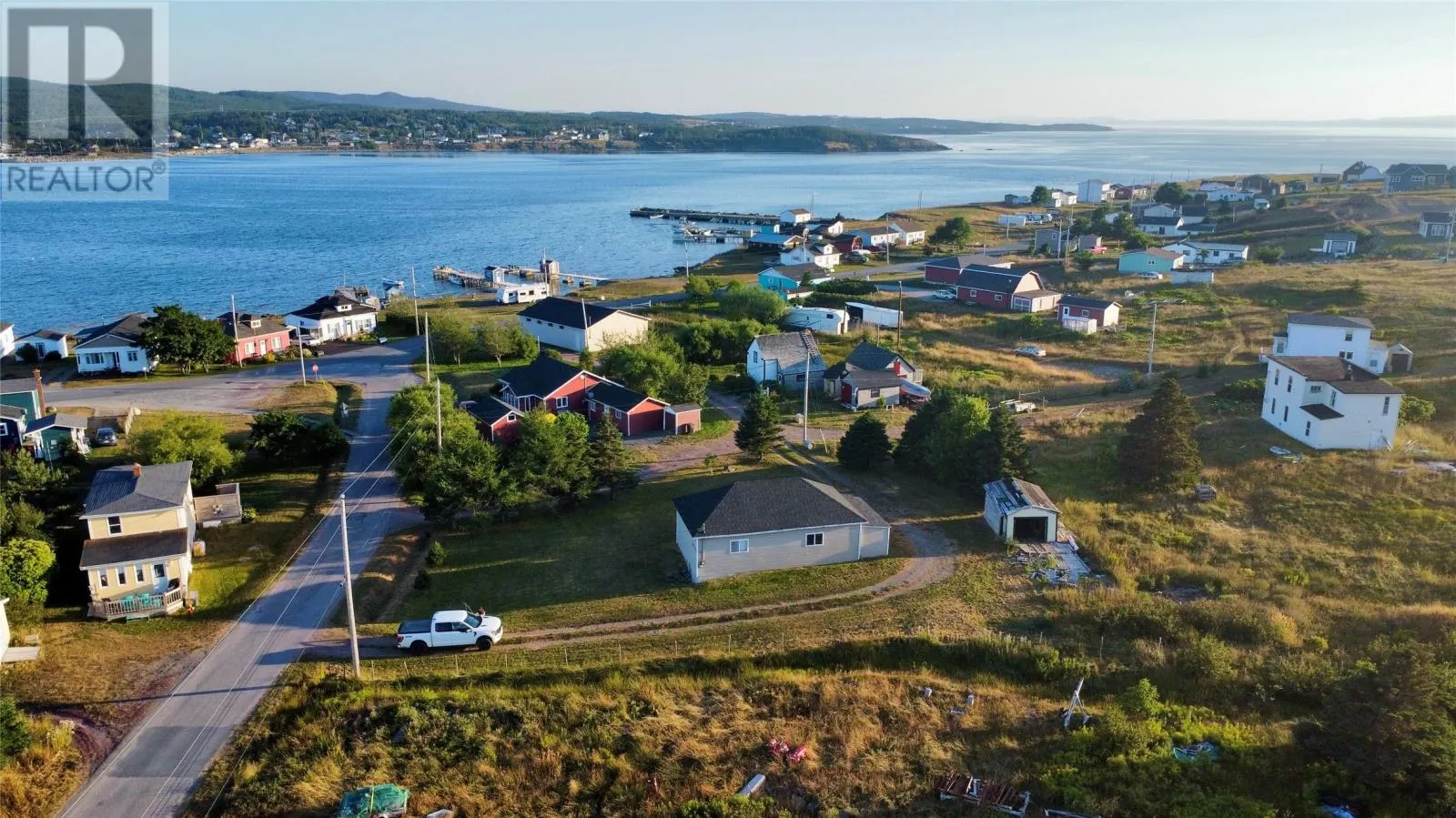 7 Boar Point Hill Road
