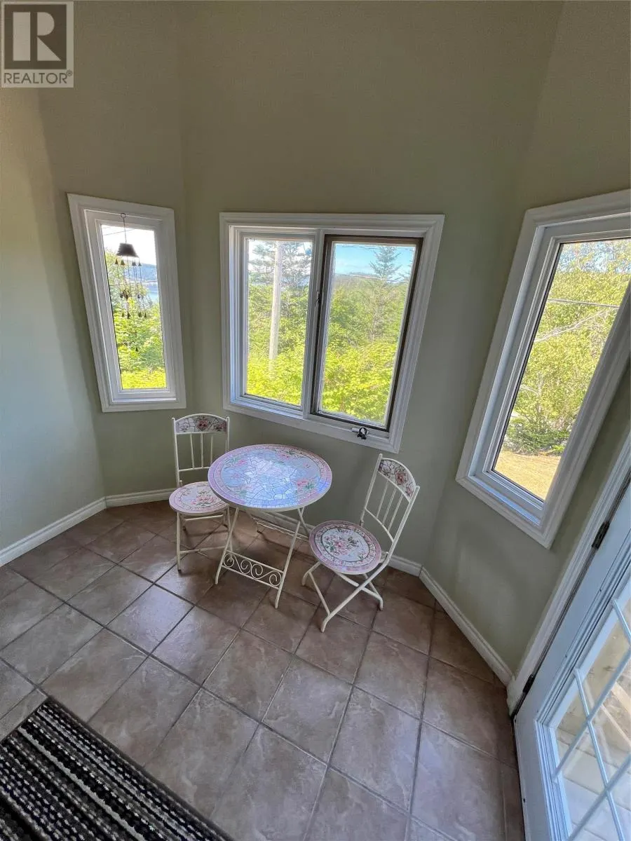 40 Pynns Pond Road