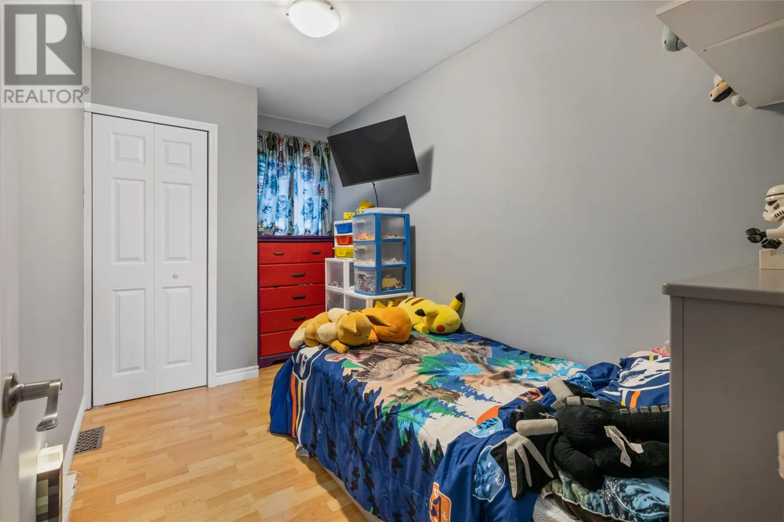 37 Devine Place