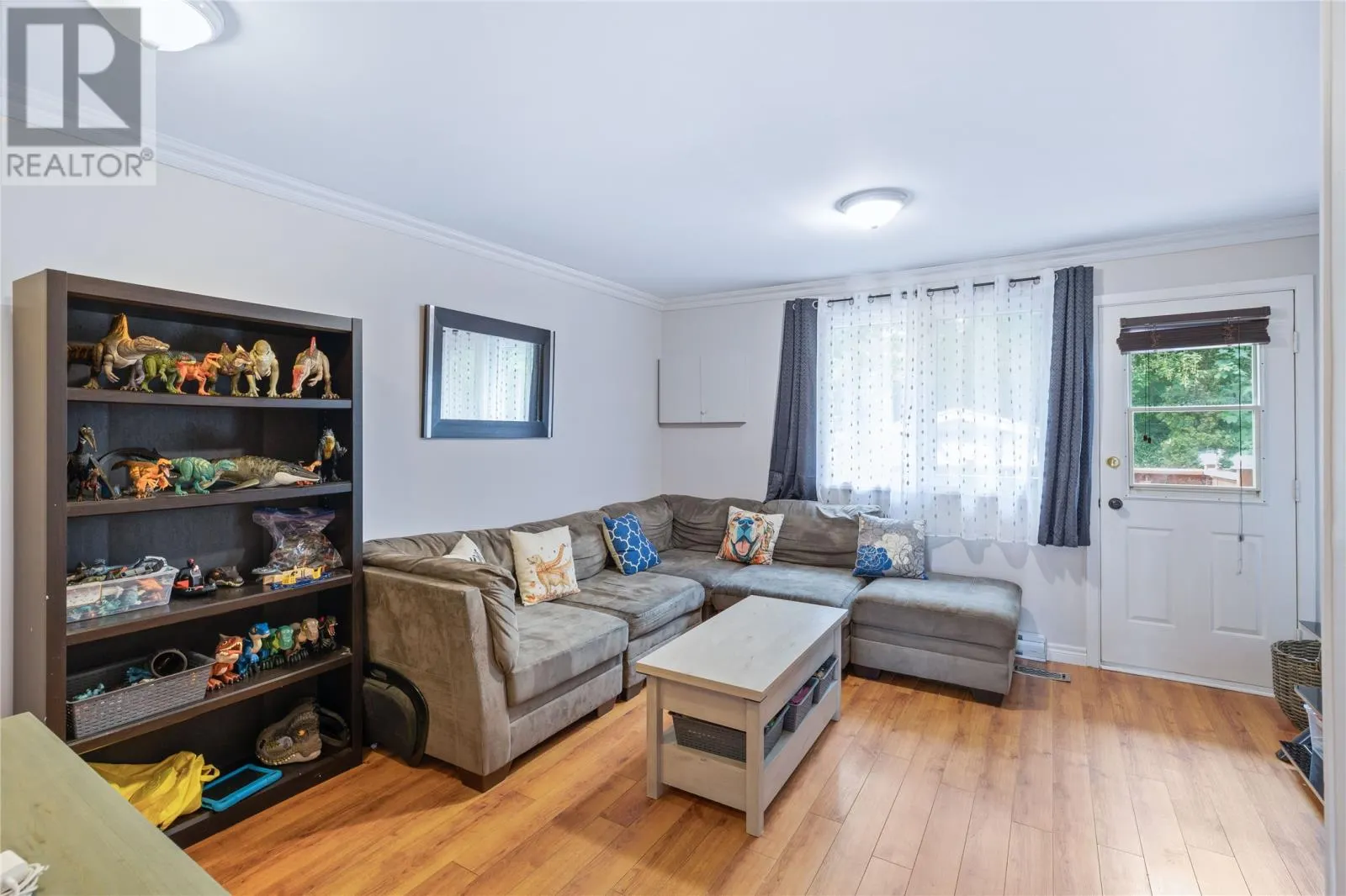 37 Devine Place