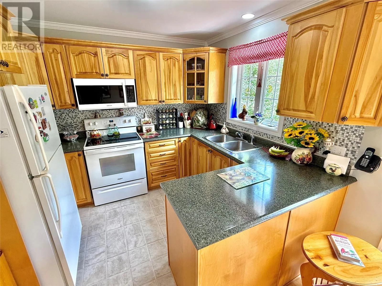21 HIBERNIA Drive