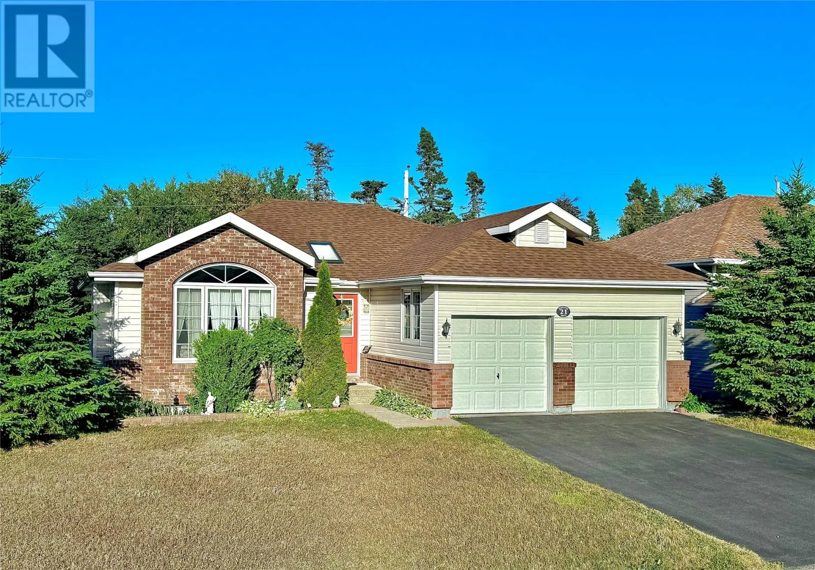 21 HIBERNIA Drive