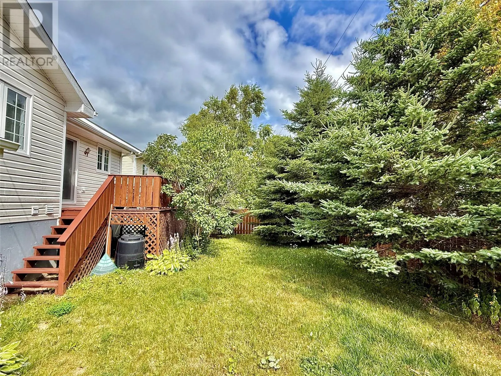21 HIBERNIA Drive