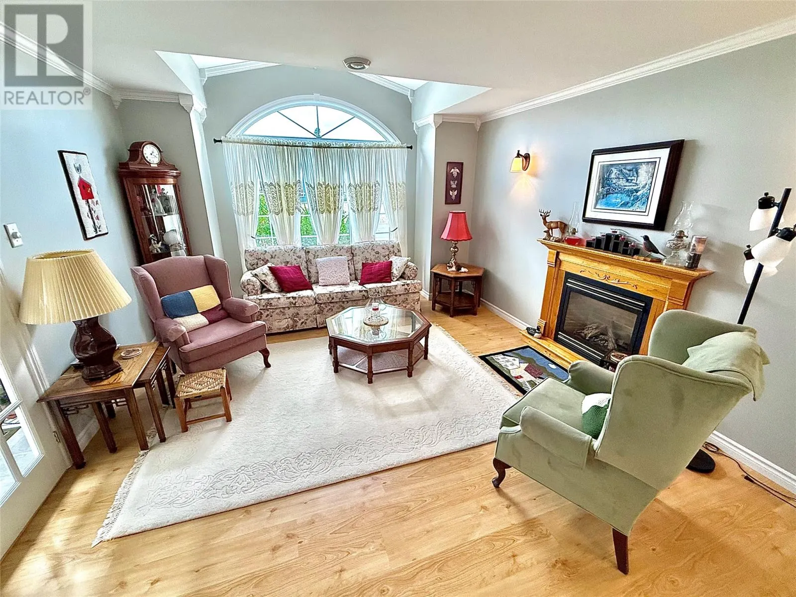 21 HIBERNIA Drive