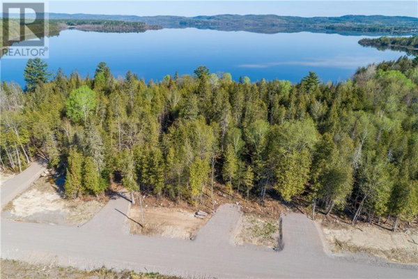 395 MULLOY BAY DRIVE, Westmeath