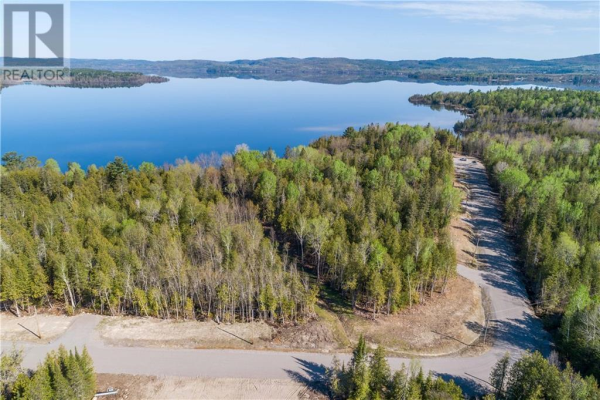 407 MULLOY BAY DRIVE, Westmeath