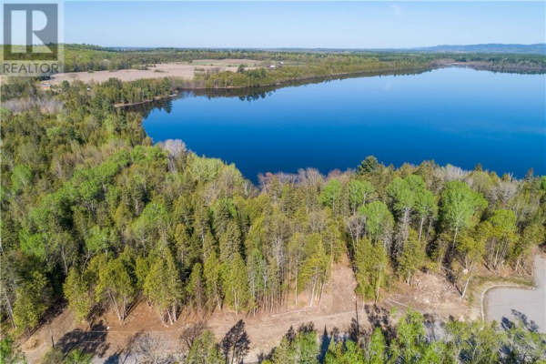 465 MULLOY BAY DRIVE, Westmeath