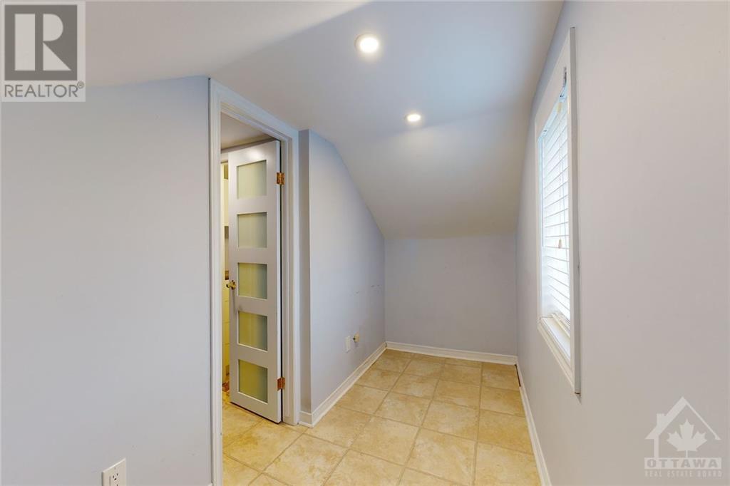 Listing 1293962 - Large Photo # 22