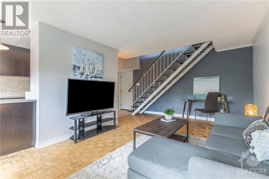 Listing 1296840 - Large Photo # 15