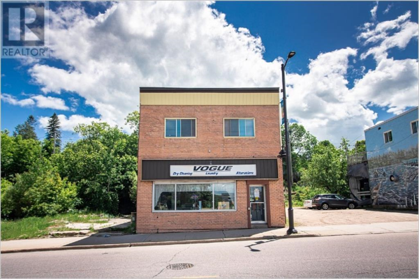 274 PEMBROKE STREET W, Pembroke