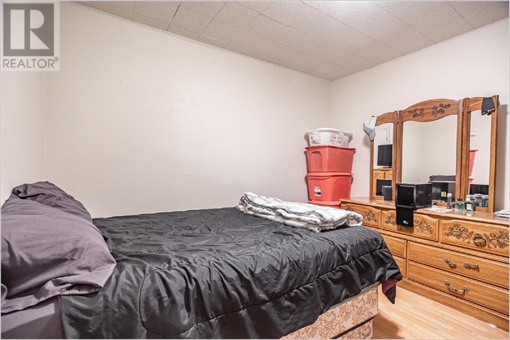 Listing 1298022 - Large Photo # 16