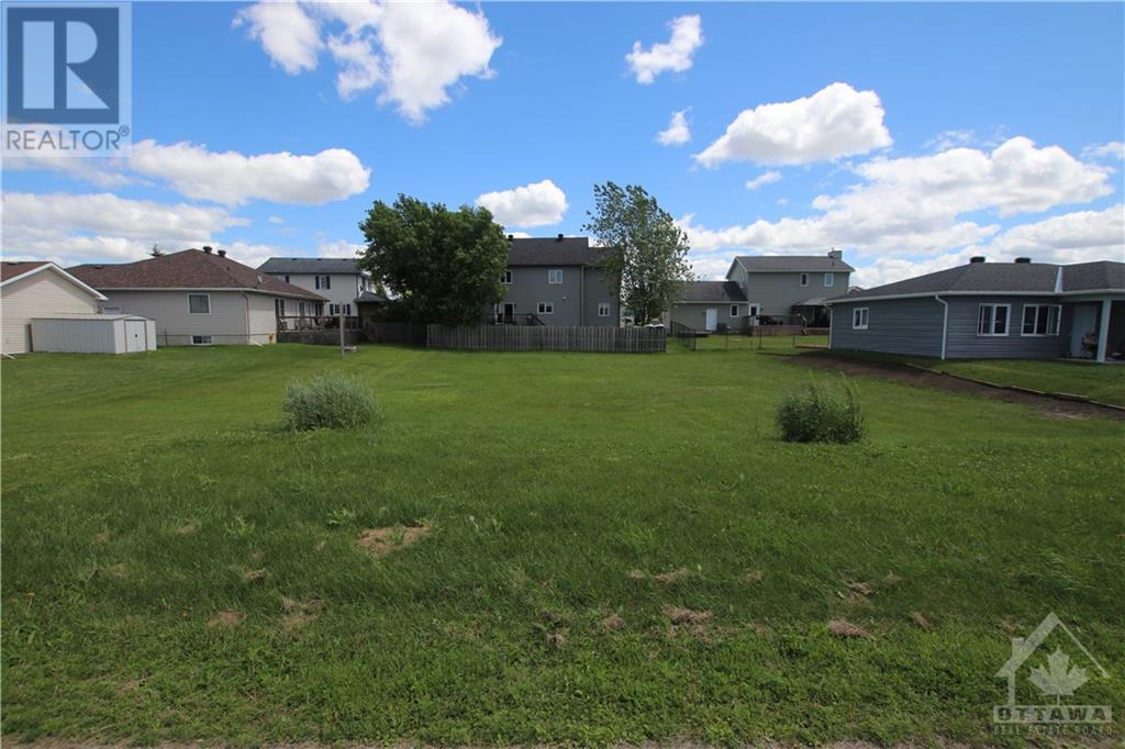 Listing 1298197 - Large Photo # 1