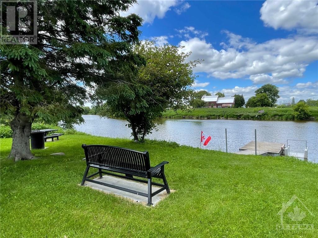 Listing 1298197 - Large Photo # 5