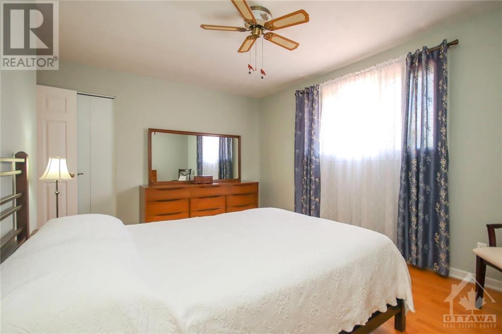 Listing 1300258 - Large Photo # 12