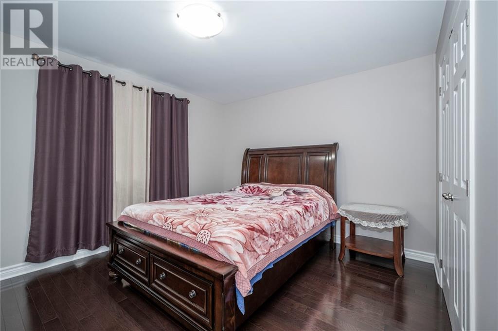 Listing 1301028 - Large Photo # 18