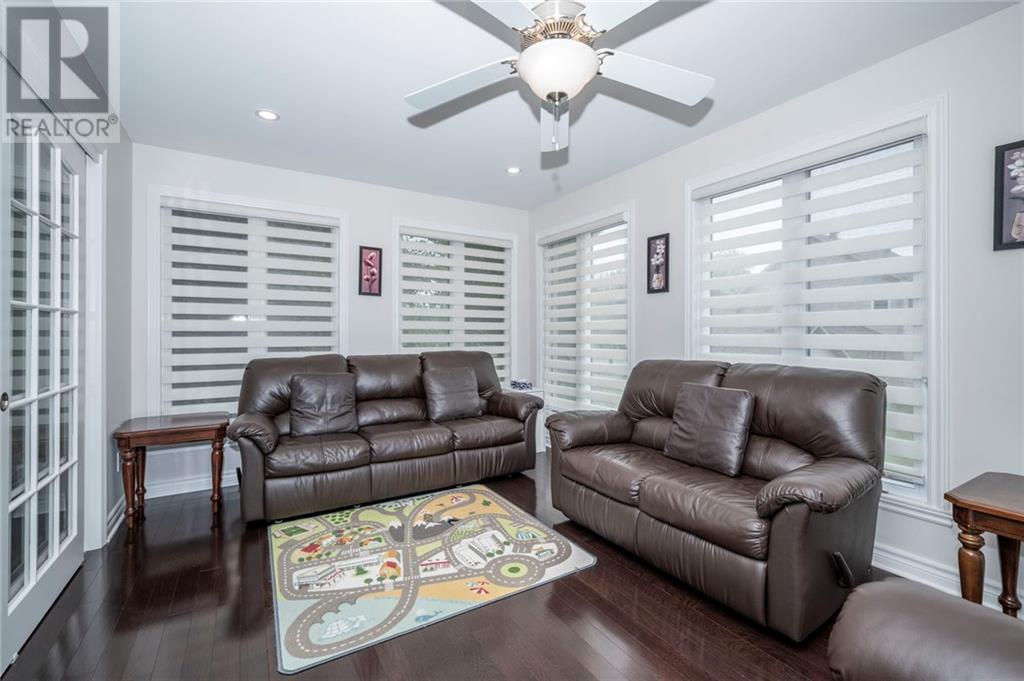 Listing 1301028 - Large Photo # 10