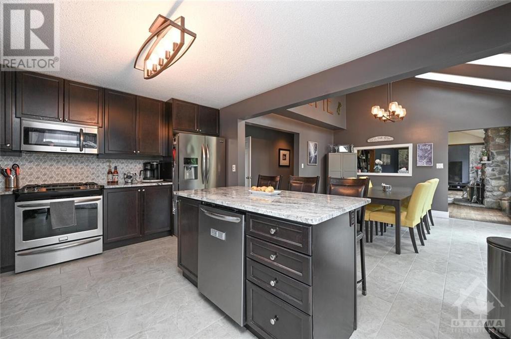 Listing 1302600 - Large Photo # 12