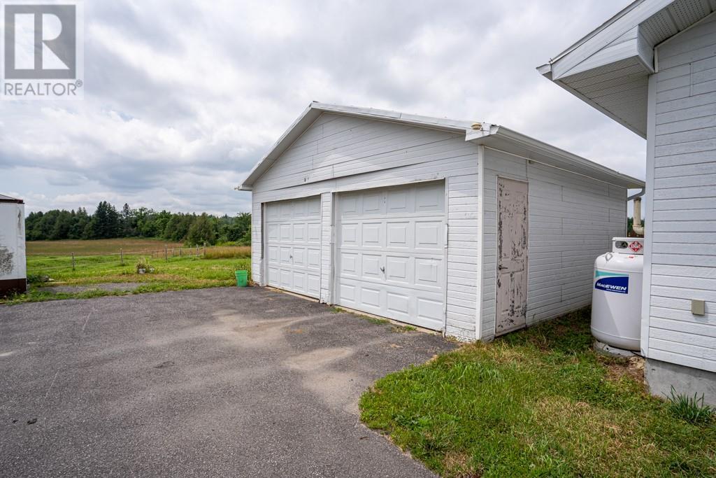 Listing 1305539 - Large Photo # 5