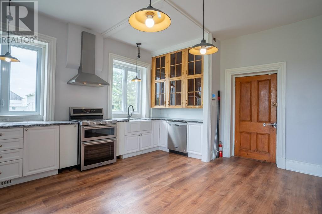 Listing 1305539 - Large Photo # 12