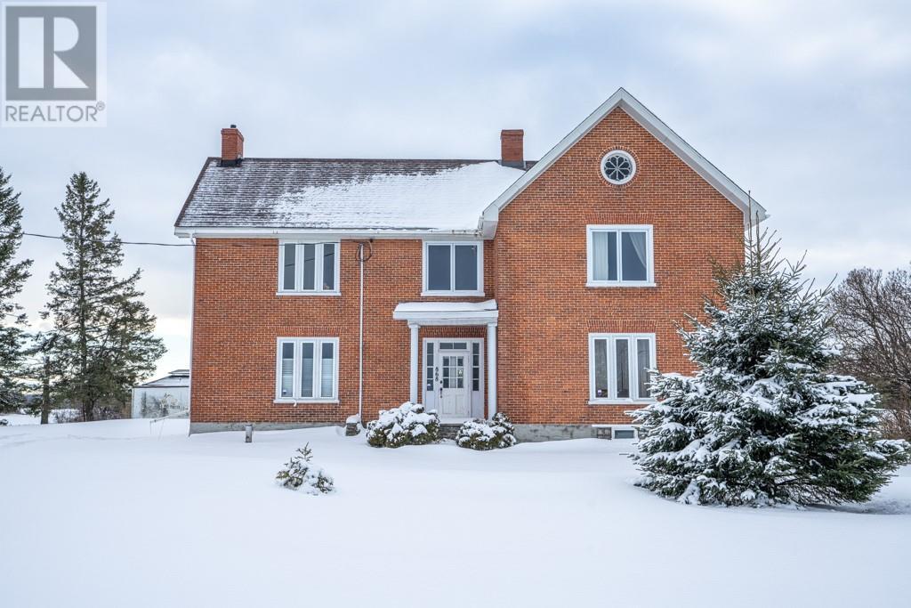 Listing 1305539 - Large Photo # 1