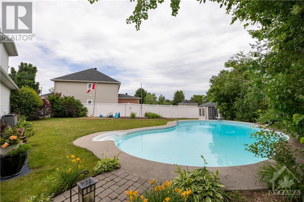 Listing 1306168 - Large Photo # 24