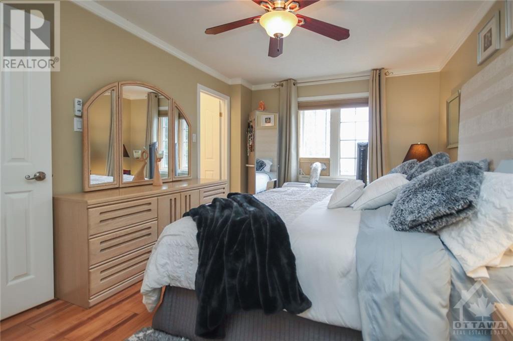Listing 1306818 - Large Photo # 16