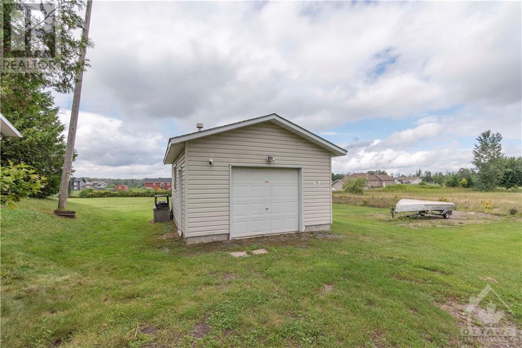 Listing 1310426 - Large Photo # 19