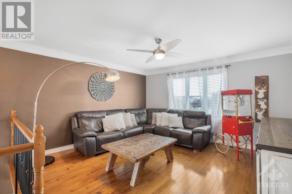 Listing 1310476 - Large Photo # 16