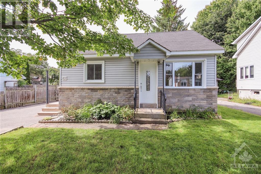 Listing 1311429 - Large Photo # 1