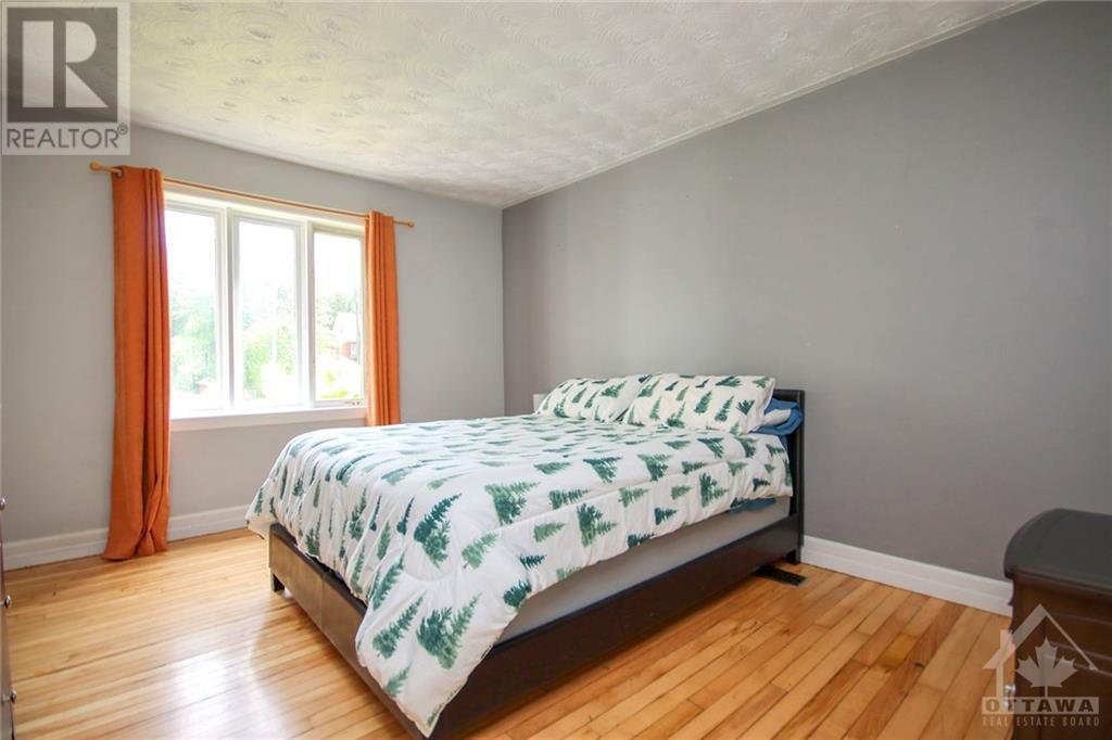 Listing 1312086 - Large Photo # 14