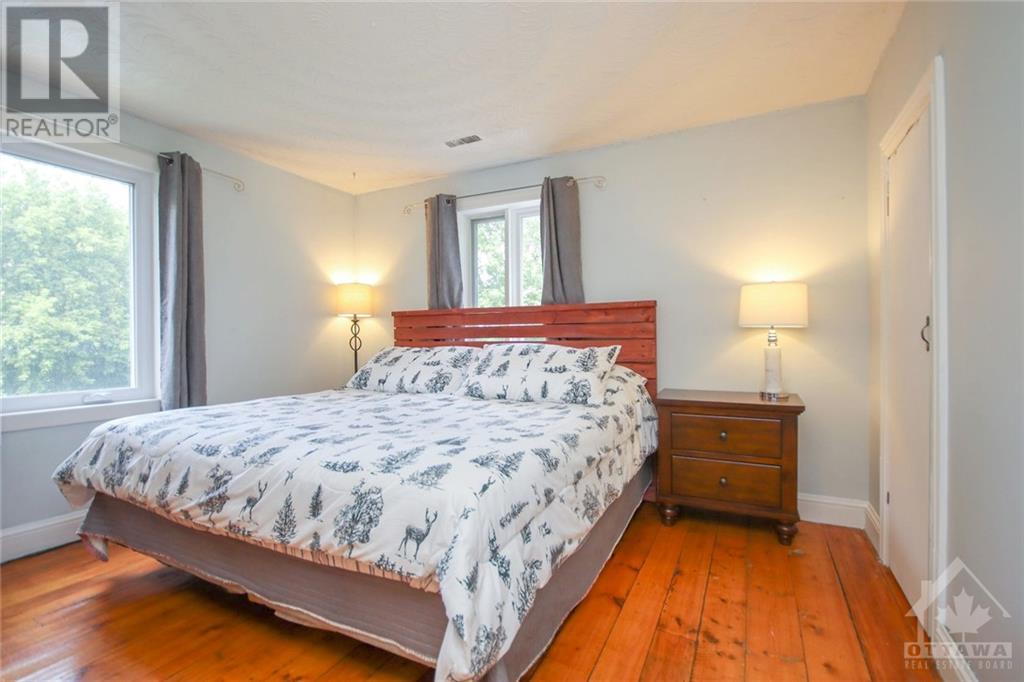 Listing 1312086 - Large Photo # 16