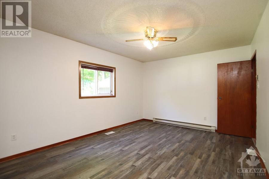 Listing 1312188 - Large Photo # 14