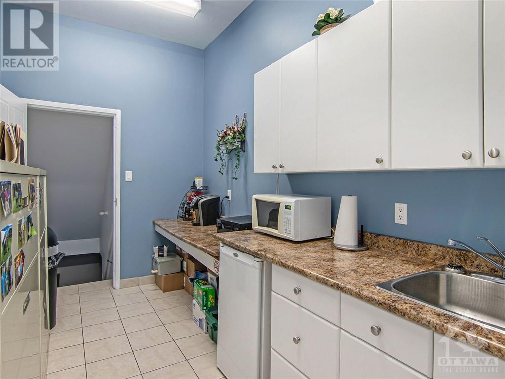 Listing 1313129 - Large Photo # 20