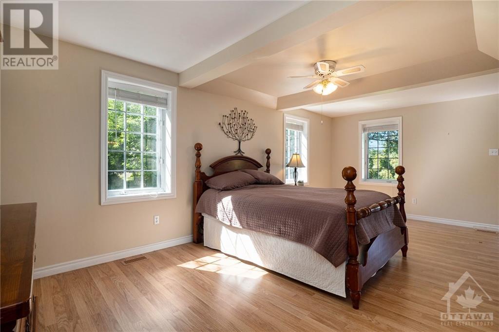 Listing 1313230 - Large Photo # 13