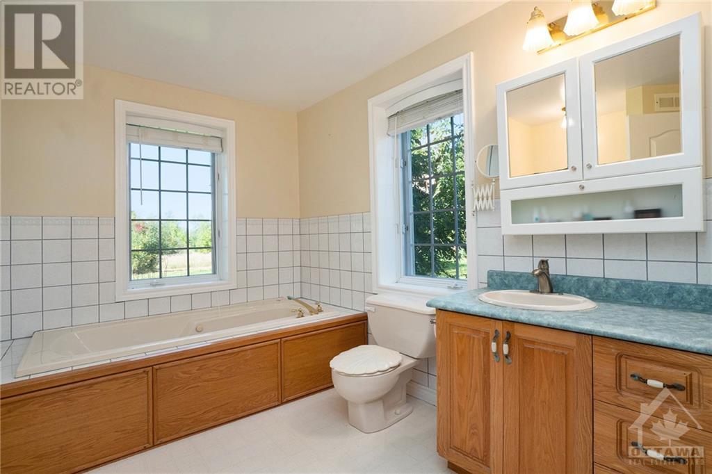 Listing 1313230 - Large Photo # 14