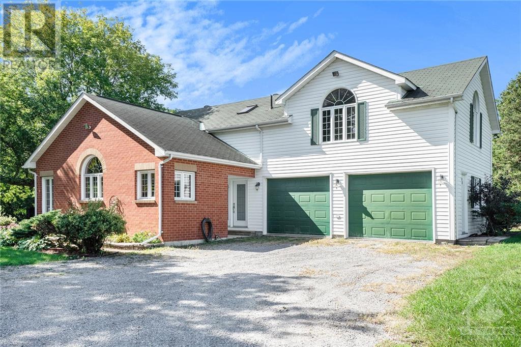 Listing 1313230 - Large Photo # 2
