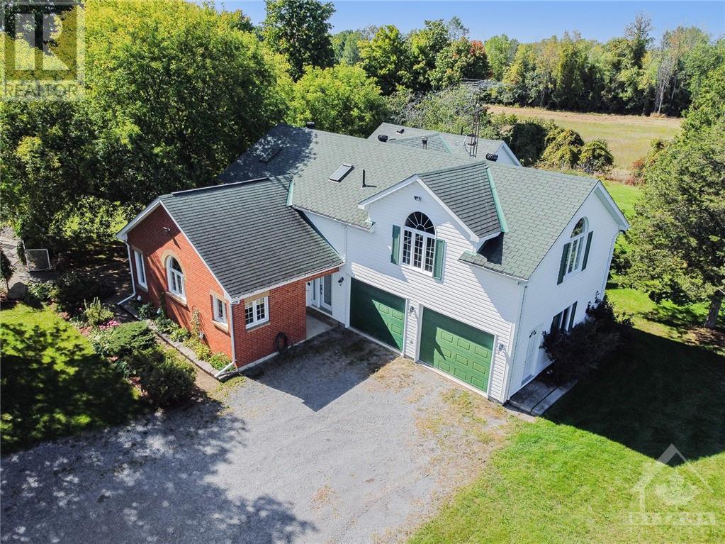 Listing 1313230 - Large Photo # 1