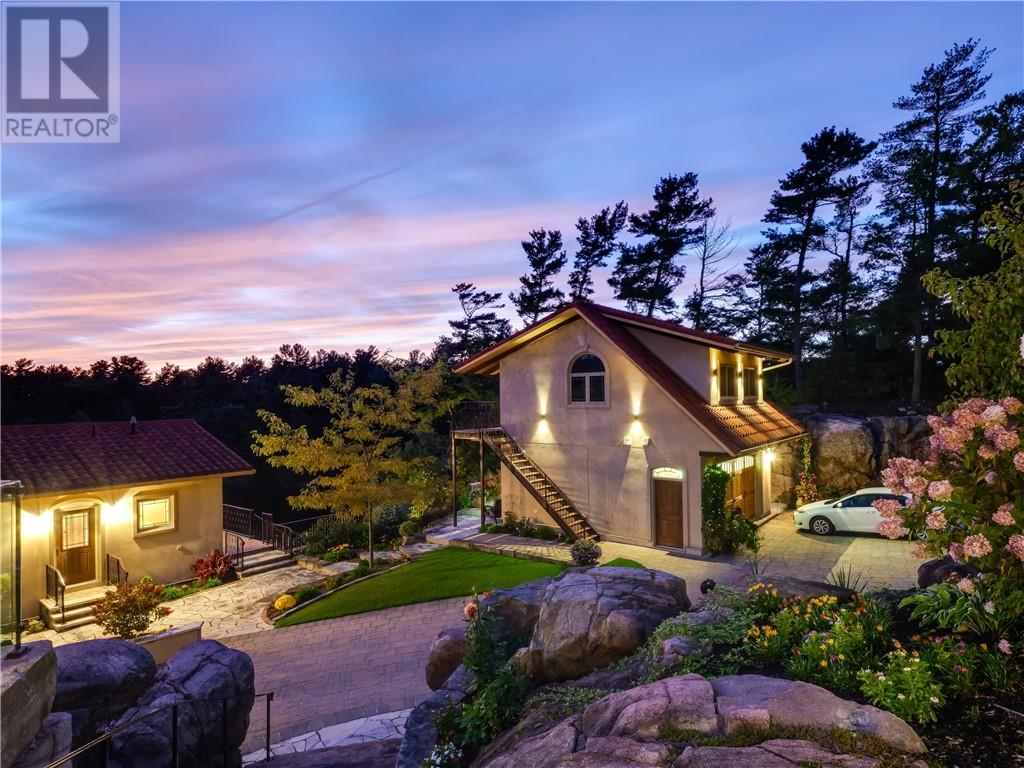 270 SPENCE LANE