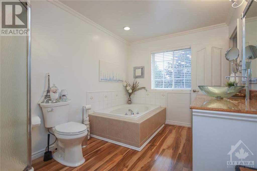 Listing 1316348 - Large Photo # 19