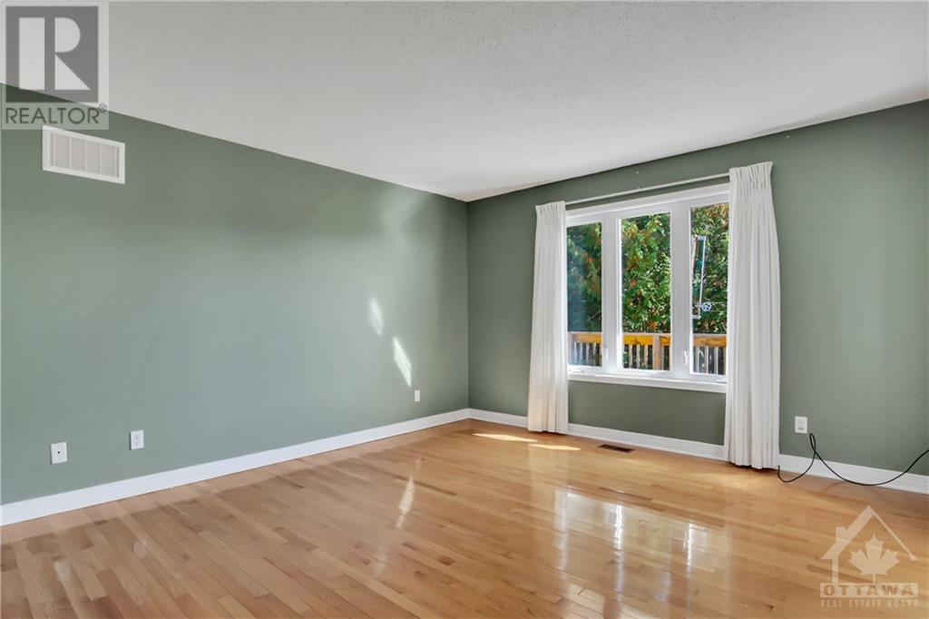 Listing 1317708 - Large Photo # 15