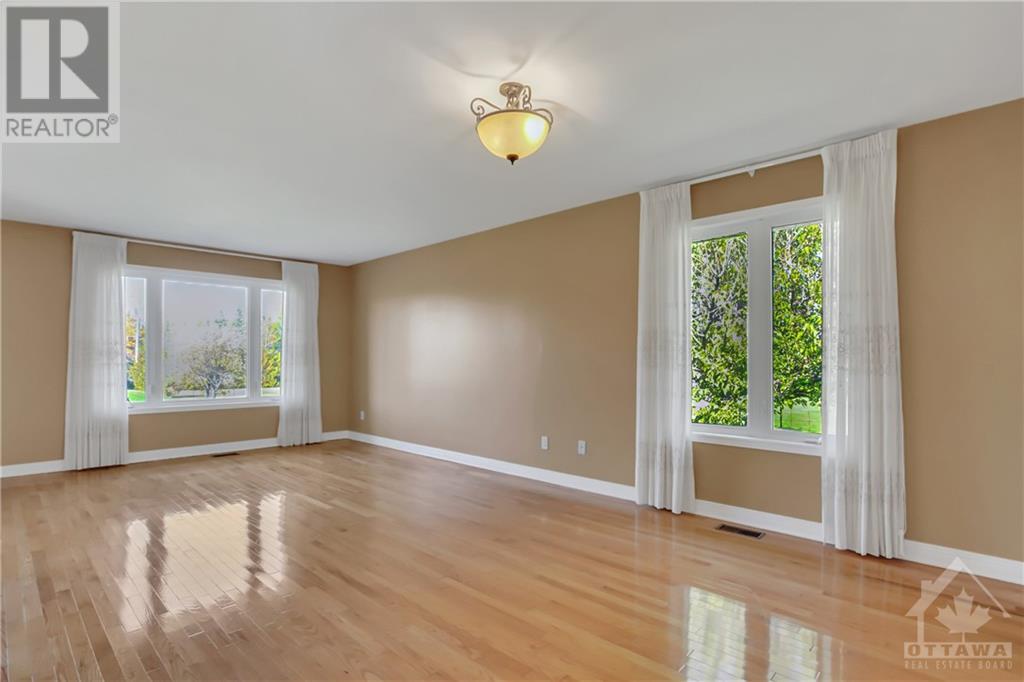 Listing 1317708 - Large Photo # 7