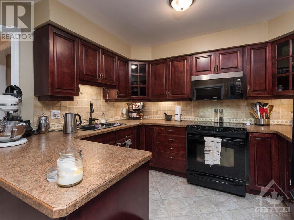 Listing 1318430 - Large Photo # 7