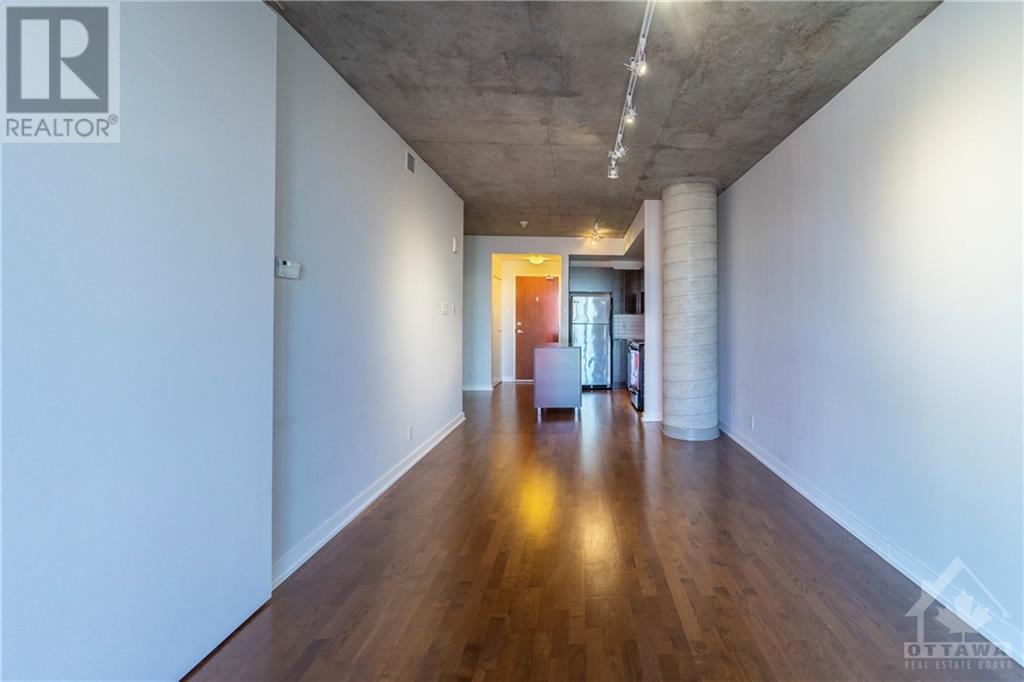 Listing 1318885 - Large Photo # 14