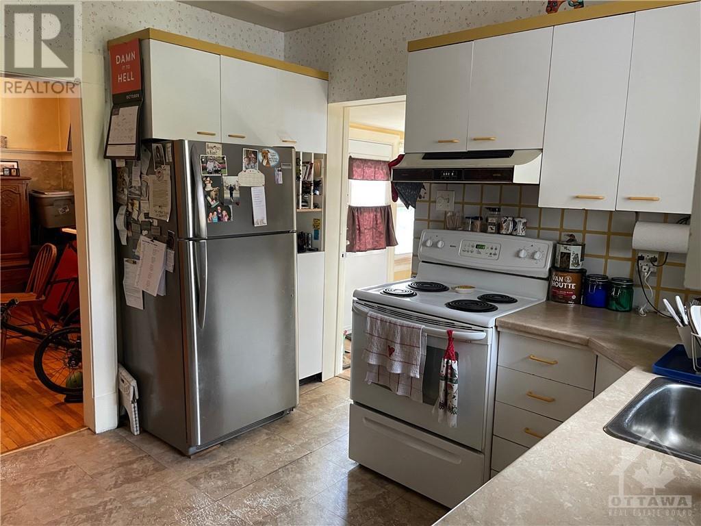 Listing 1319822 - Large Photo # 4
