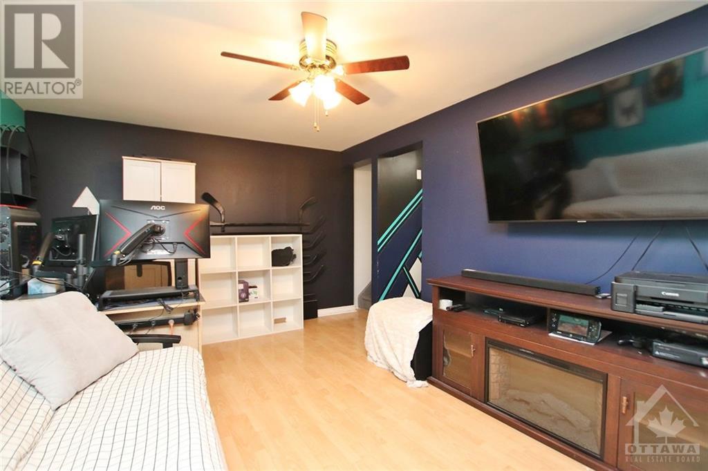 Listing 1320647 - Large Photo # 15