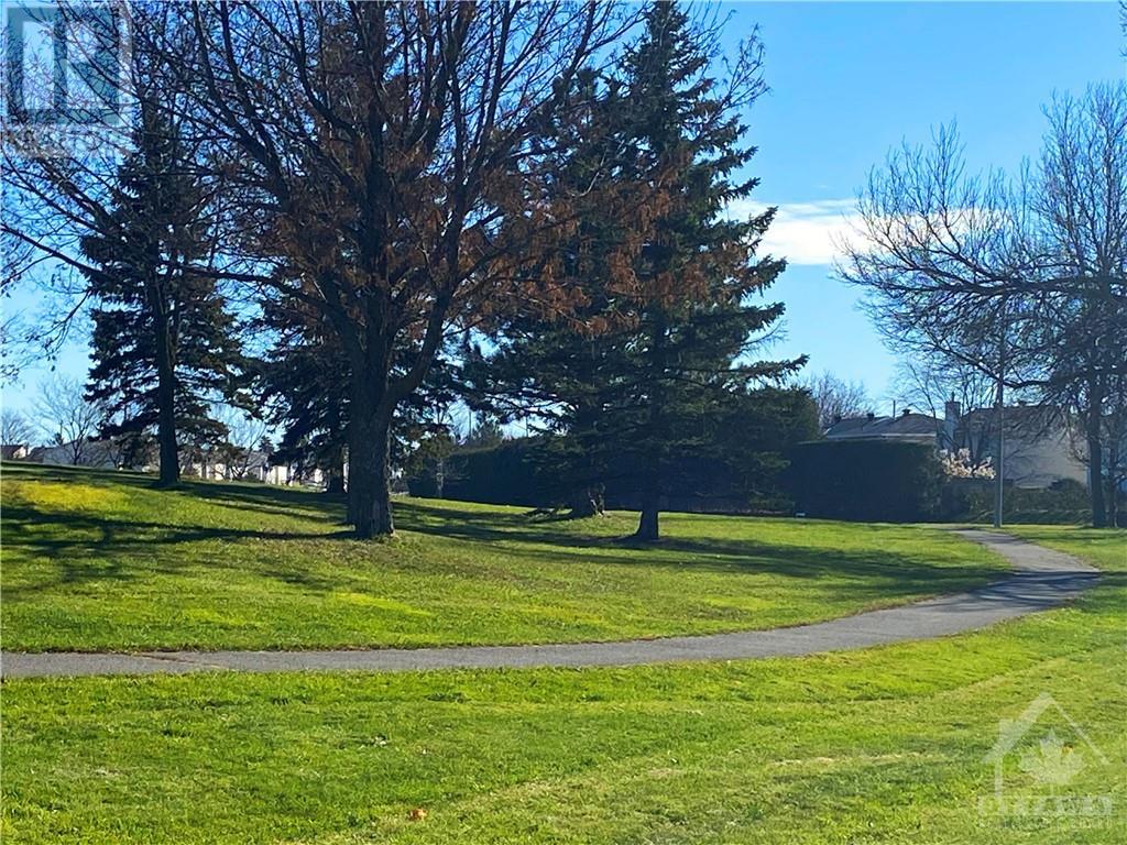 Listing 1320647 - Large Photo # 24